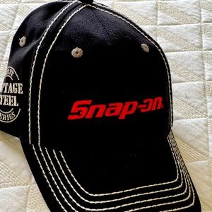 Snap On Mens Black Logo Strap Back
Adjustable Hat